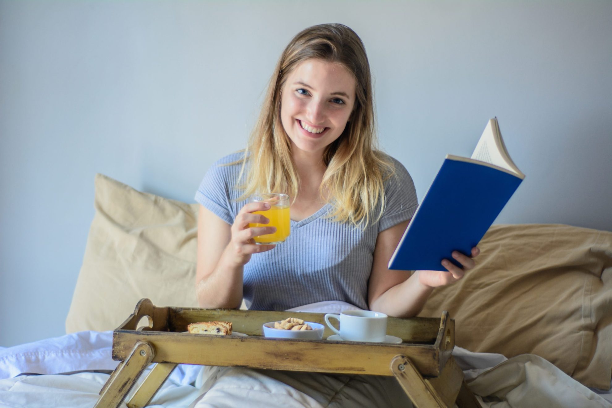 Comfort Gifts: Practical Bed Trays for Recovery